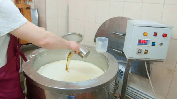 noi-ban-nguyen-lieu-tra-sua-o-TPHCM