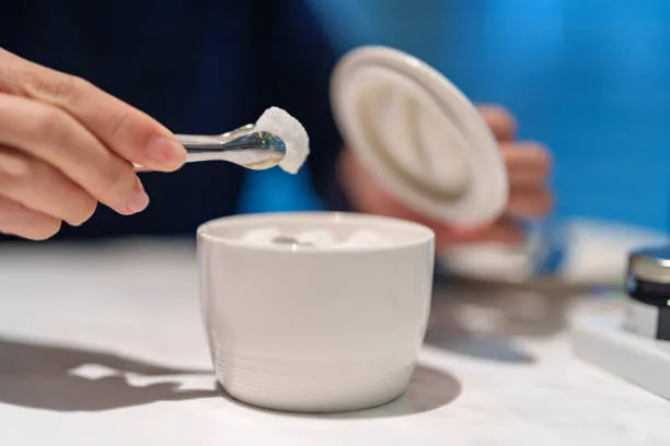 phu-gia-lam-banh-kem