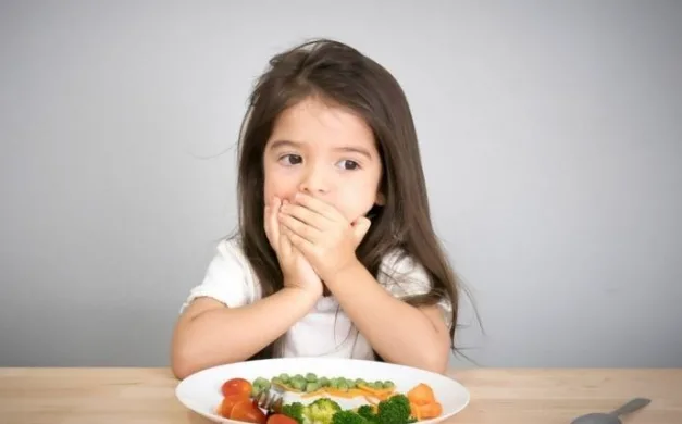 Trẻ em có nên dùng thực phẩm có phụ gia?