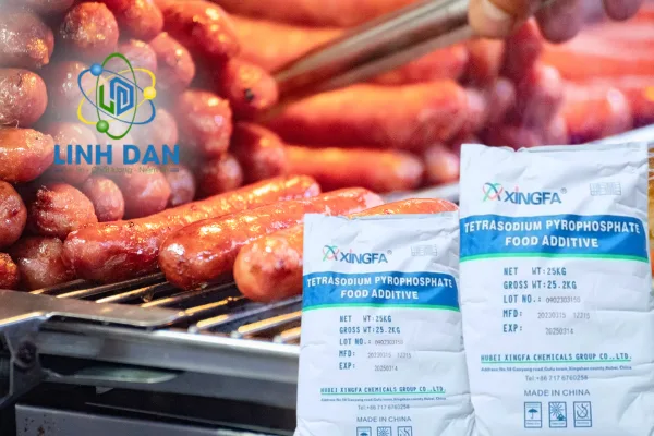 Tetrasodium Pyrophosphate tạo độ giòn cho xúc xích