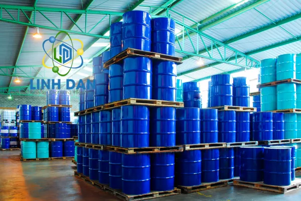 Mua Hóa Chất Công Nghiệp Ở TP.HCM: Tiêu Chí Chọn Công Ty Uy Tín